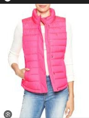 GAP Pink Quilted Puffer Vest